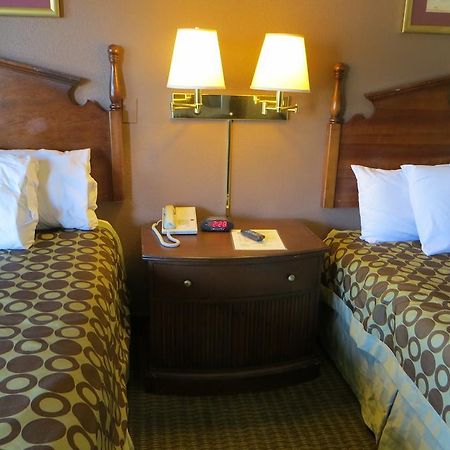 American Inn ستوكتون، كاليفورنيا المظهر الخارجي الصورة