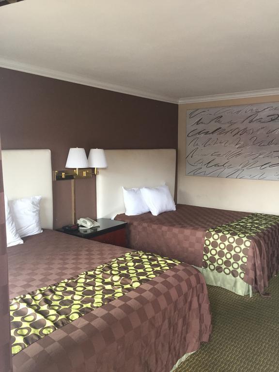 American Inn ستوكتون، كاليفورنيا المظهر الخارجي الصورة