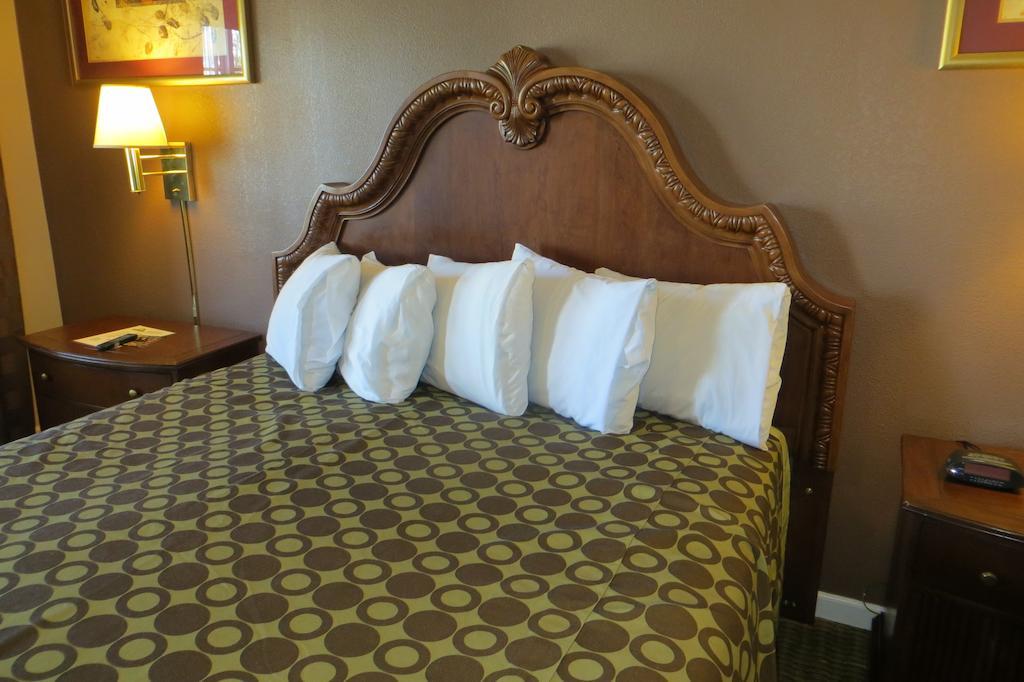 American Inn ستوكتون، كاليفورنيا المظهر الخارجي الصورة